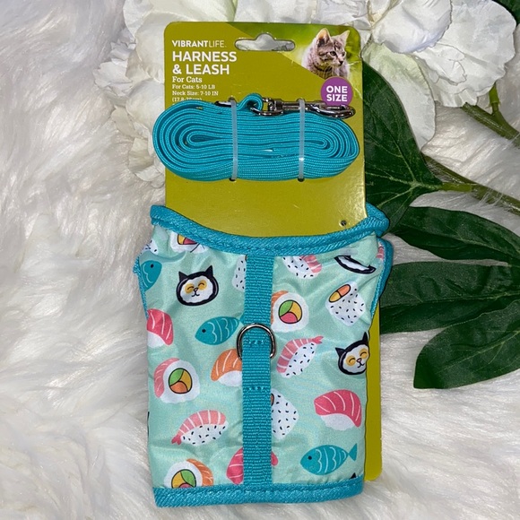 vibrant life harness and leash for cats